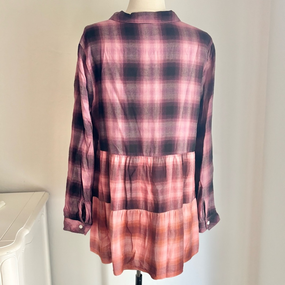 J Jill Plaid Brushed Cotton Modal Tiered Ombre Tunic Button-Up, Size Medium - Picture 3 of 8
